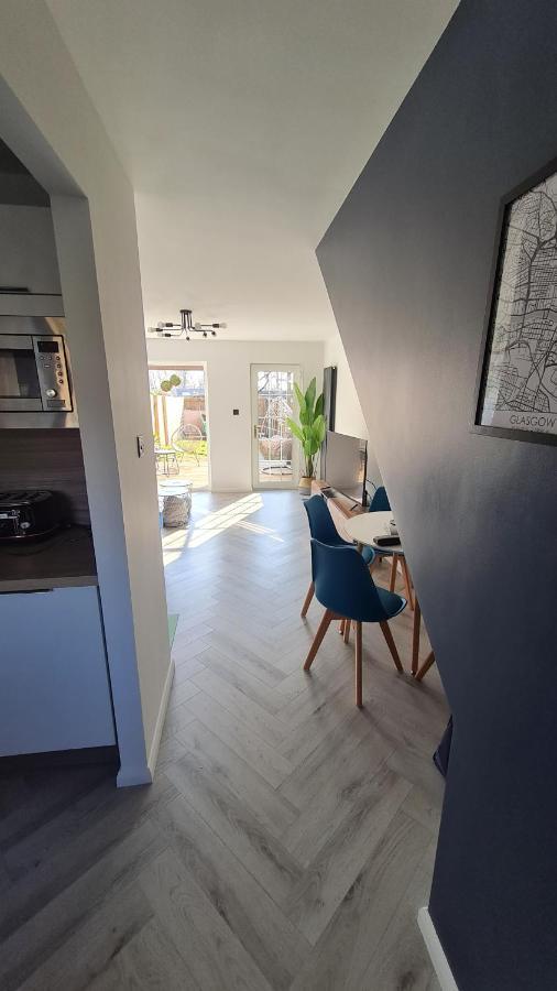 Beautiful 2Bed House With Garden, Walking Distance To Town - Free Parking Apartamento Glasgow Exterior foto